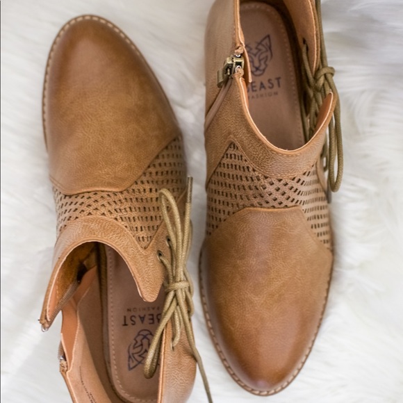 Camel Ankle Booties with Open Slit - Picture 8 of 11